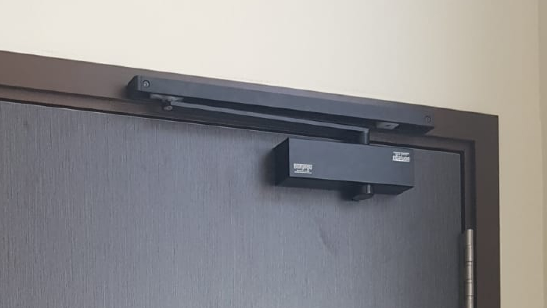 Door Closer with Slide Arm (Matt Black)